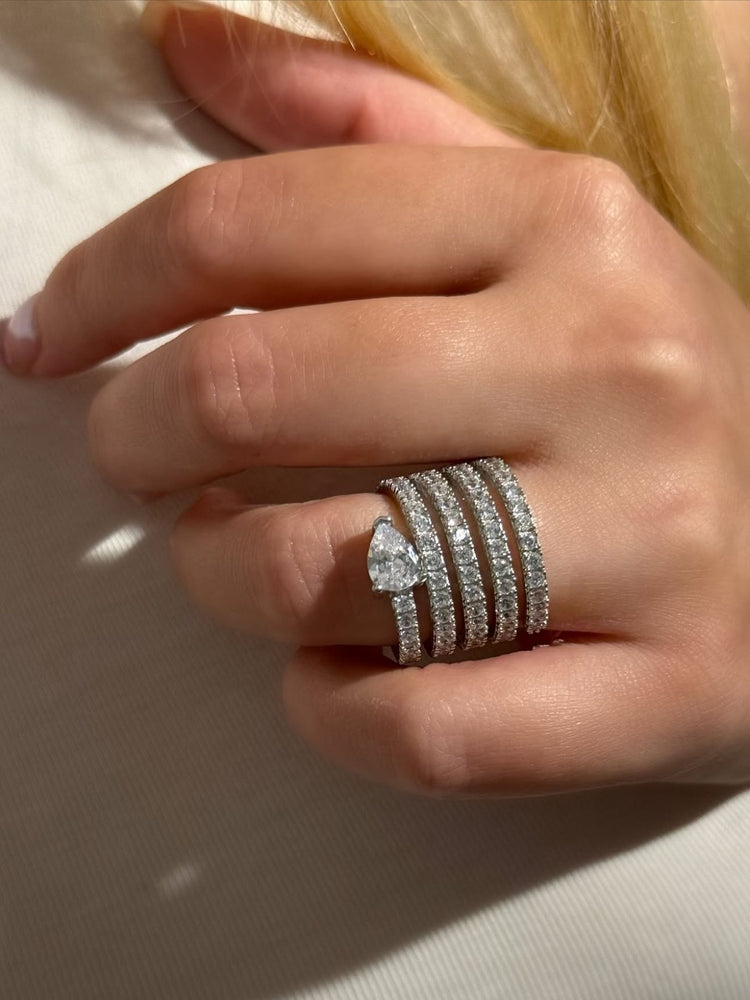 Clear Teardrop Lab Diamond Stone Spiral