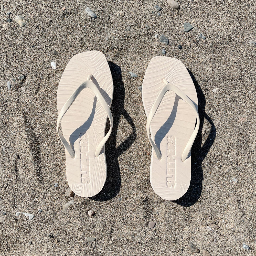 Tapered Eggnog Flip Flop