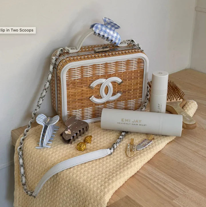 Sweetheart Clip in Two Scoops