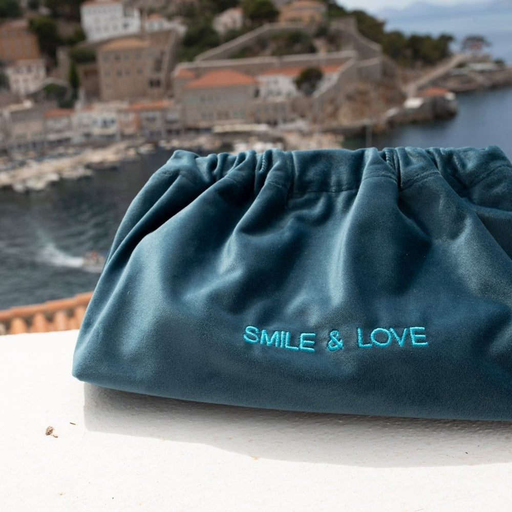 Velvet Clutch Bag - Smile and Love