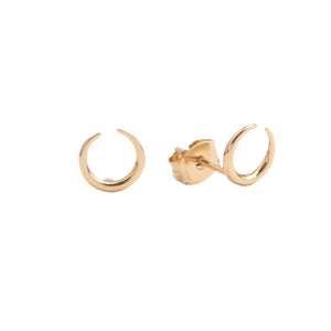 Parade Goldplated Earrings Horn